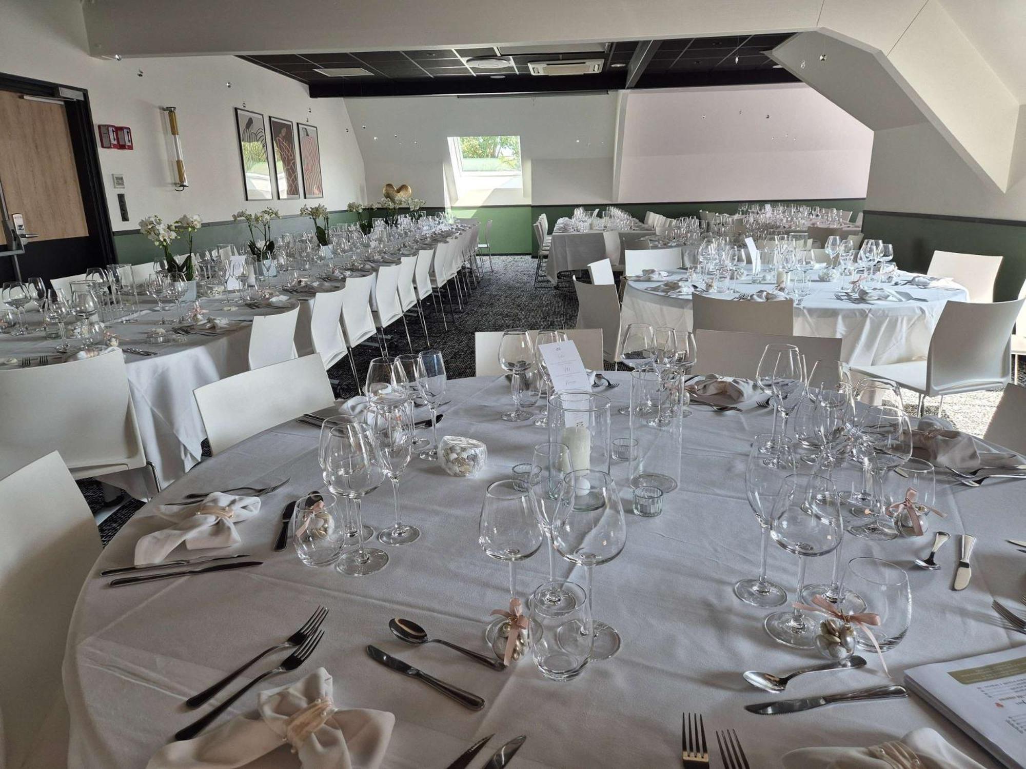 Ibis Beaune La Ferme Aux Vins Екстериор снимка