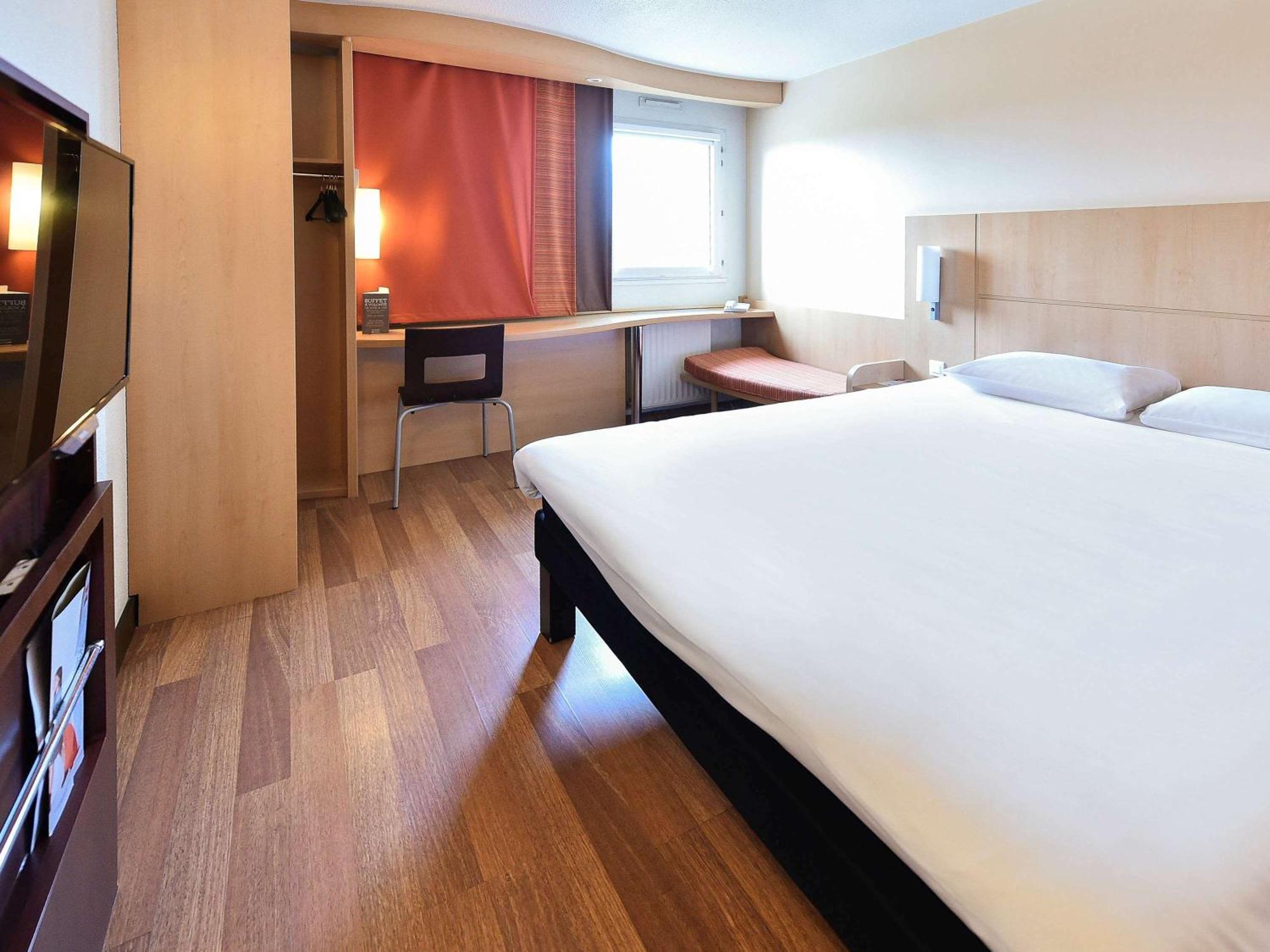 Ibis Beaune La Ferme Aux Vins Екстериор снимка