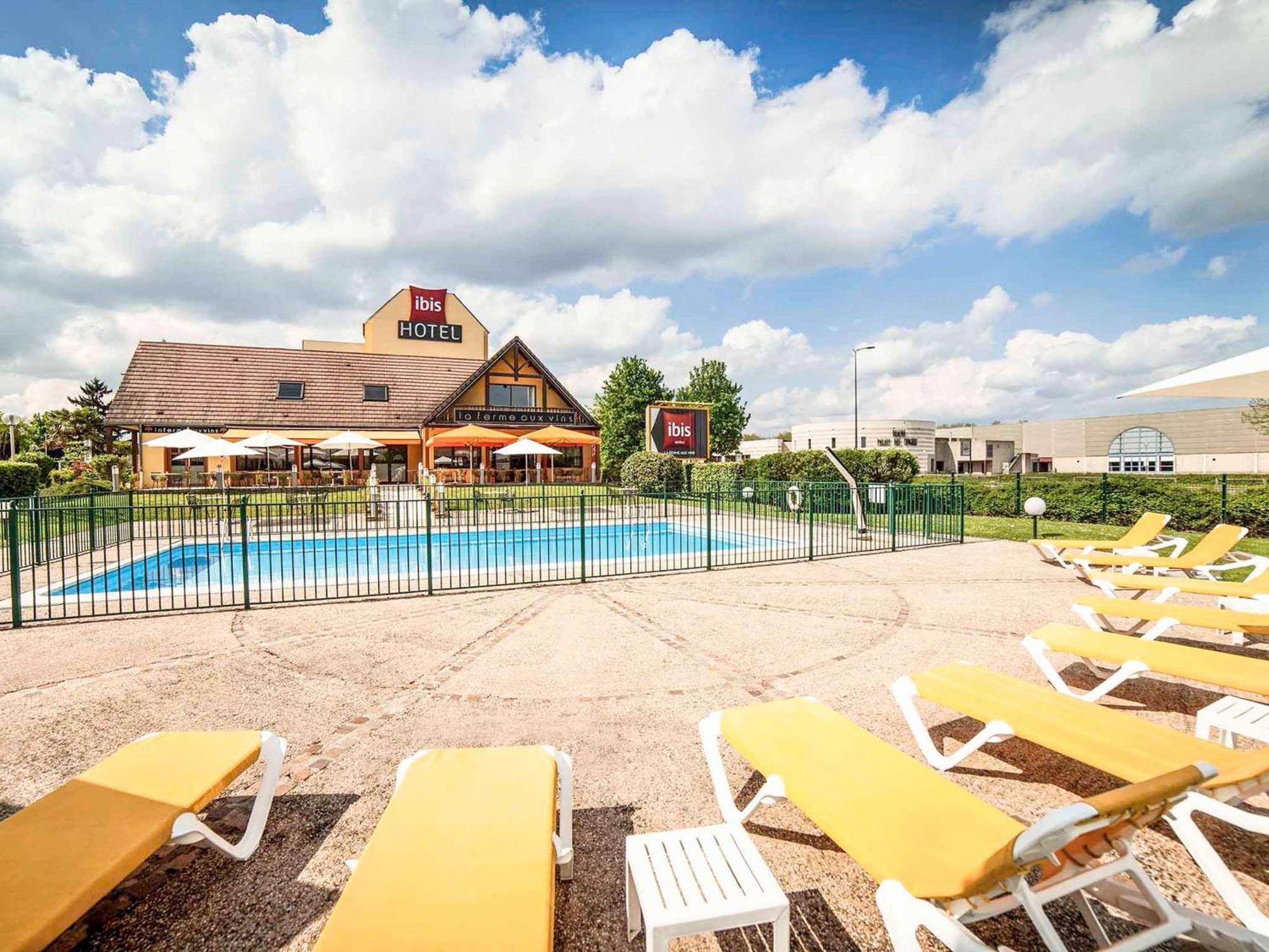 Ibis Beaune La Ferme Aux Vins Екстериор снимка