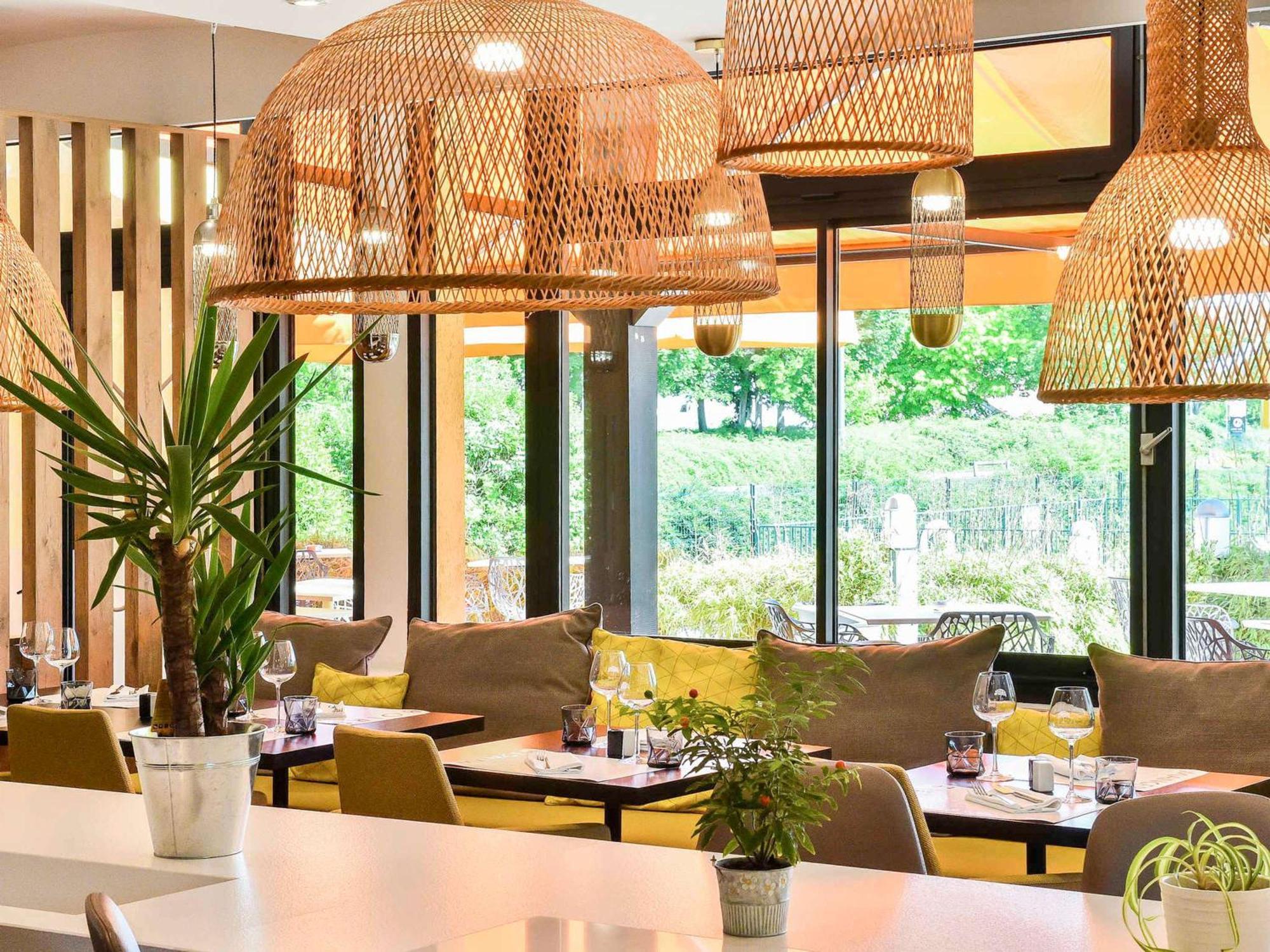 Ibis Beaune La Ferme Aux Vins Екстериор снимка