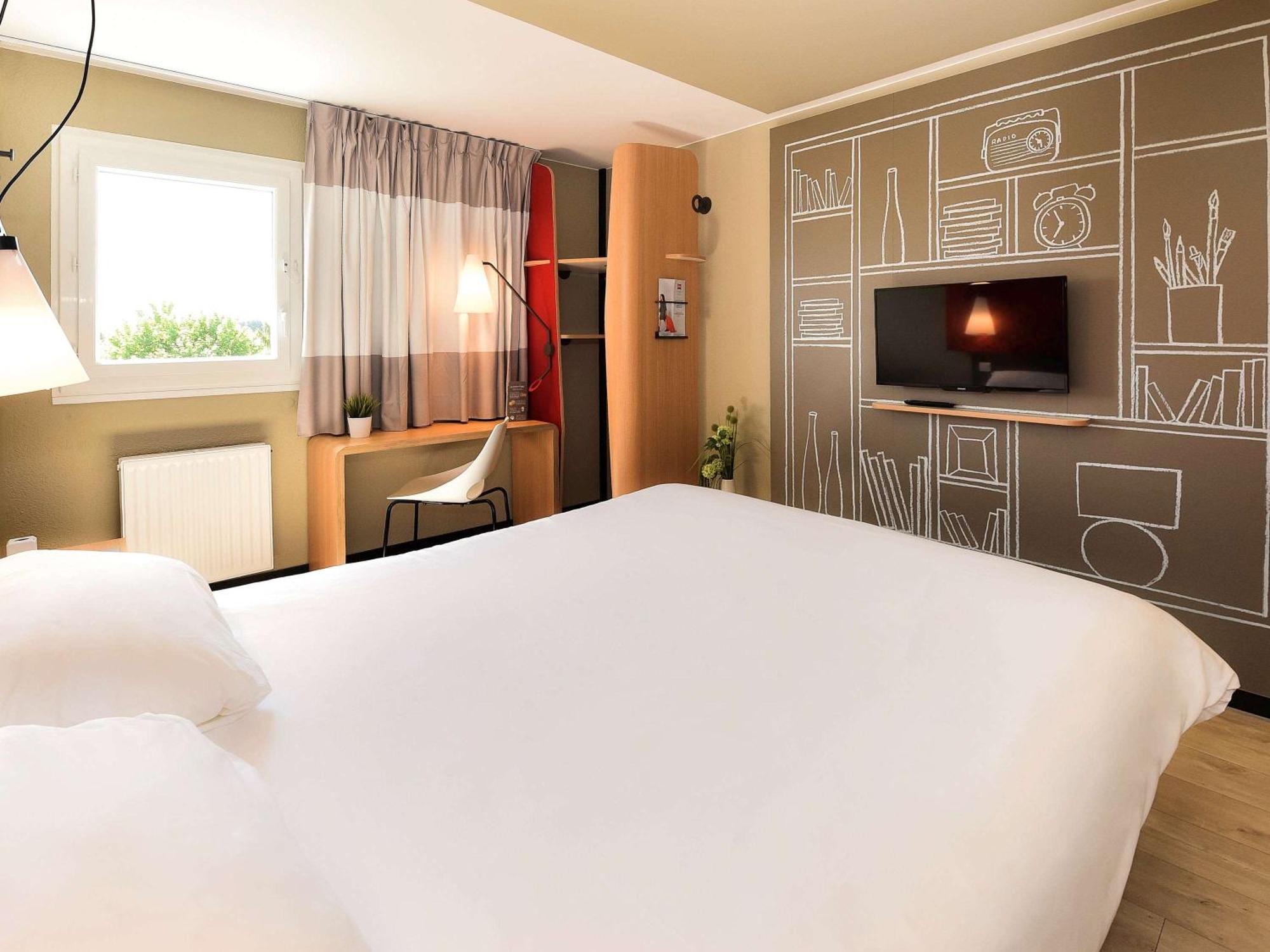 Ibis Beaune La Ferme Aux Vins Екстериор снимка