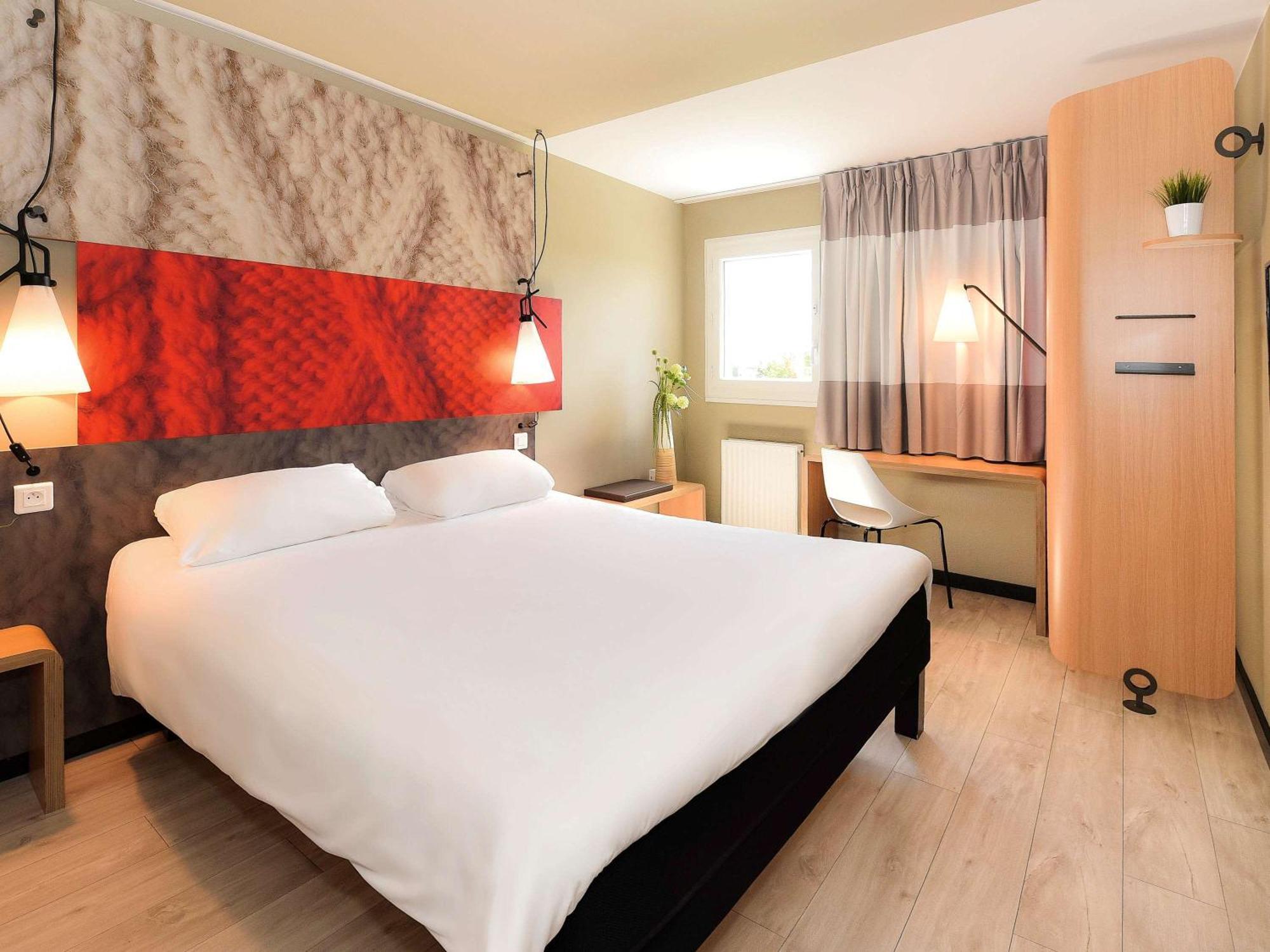 Ibis Beaune La Ferme Aux Vins Екстериор снимка